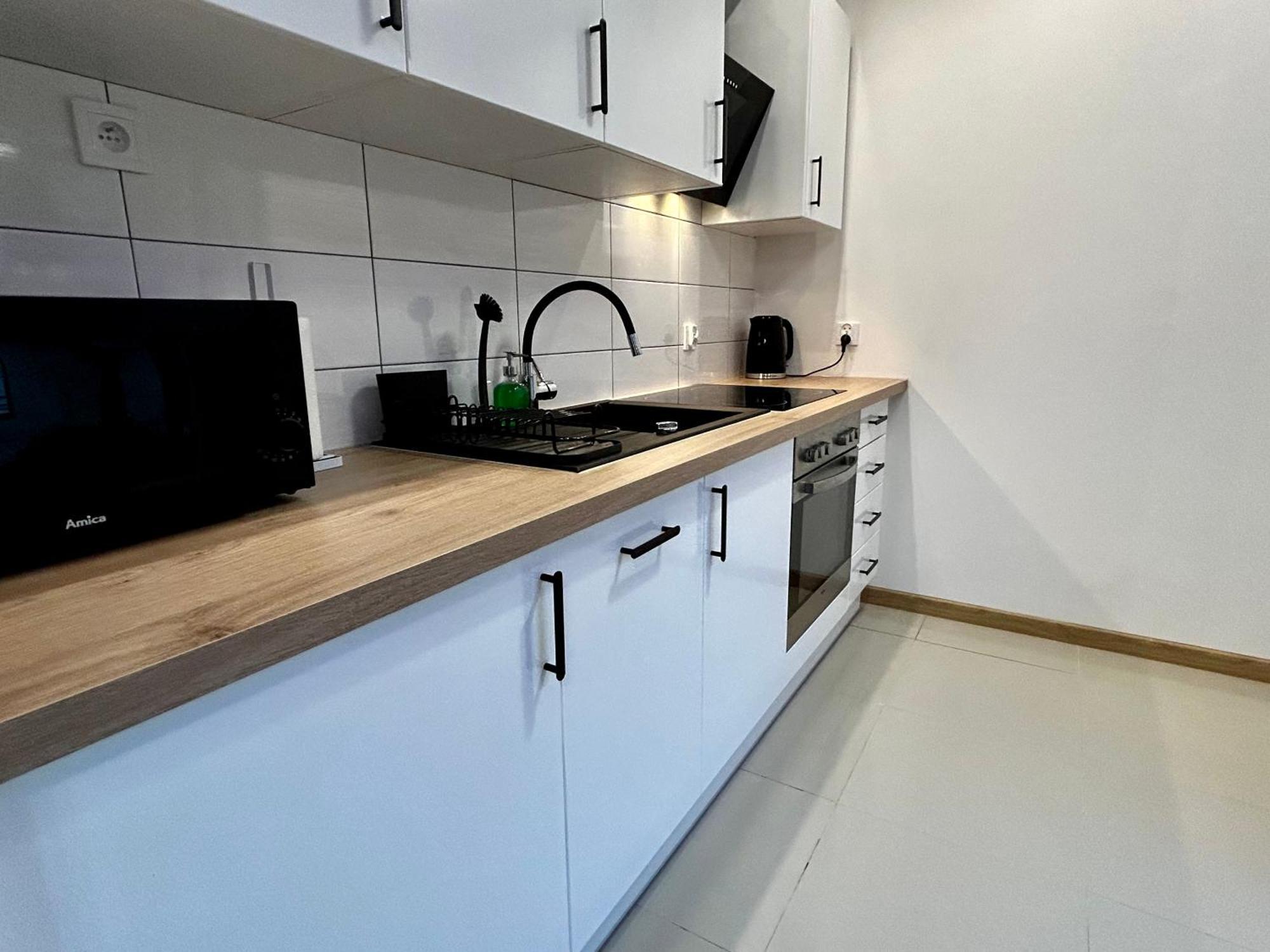 Island Modern Box Apartment 格但斯克 外观 照片